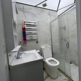 In Baku 64.0 m² apartment is for sale - Image 4