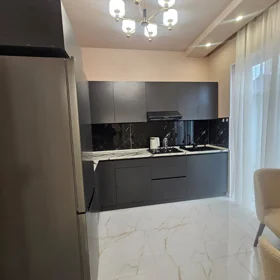In Baku 90.0 m² house with 3.0 rooms is for sale - Image 2