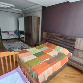 In Baku 129.0 m² apartment is for rent - Image 4