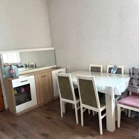 In Baku 60.0 m² house with 2.0 rooms is for rent - Image 2