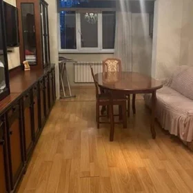 In Baku 90.0 m² apartment is for sale - Image 4