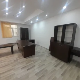 In Baku 120.0 m² office is for rent - Image 2