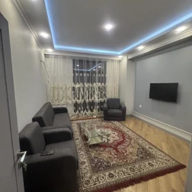 In Baku 90.0 m² apartment is for rent - Image 2
