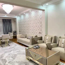 In Baku 117.0 m² apartment is for sale - Image 2