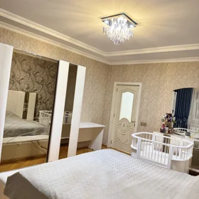 In Baku 117.0 m² apartment is for sale - Image 5