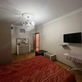 In Baku 90.0 m² apartment is for rent - Image 3