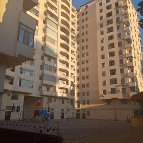 In Baku 143.0 m² apartment is for sale - Image 2