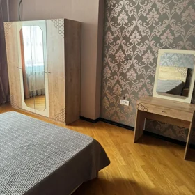 In Baku 145.0 m² apartment is for rent - Image 3