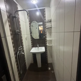 In Baku 62.0 m² apartment is for rent - Image 4