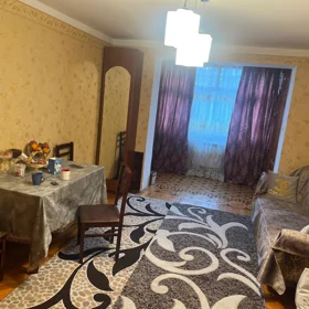 In Baku 90.0 m² apartment is for sale - Image 2