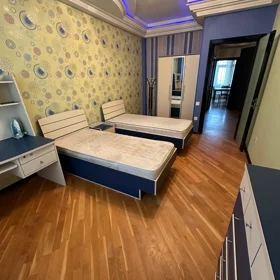 In Baku 120.0 m² apartment is for rent - Image 3