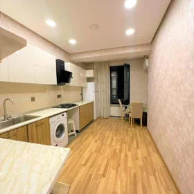 In Baku 90.0 m² apartment is for rent - Image 3