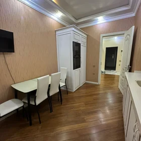 In Baku 100.0 m² apartment is for rent - Image 3