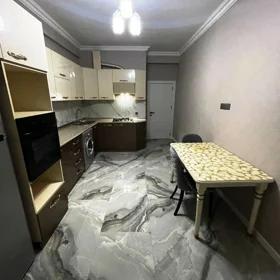 In Baku 90.0 m² apartment is for rent - Image 2