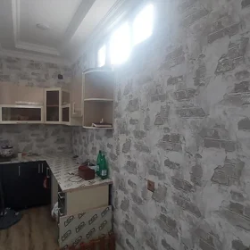 In Baku 40.0 m² house with 2.0 rooms is for sale - Image 2