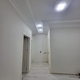 In Baku 135.0 m² apartment is for rent - Image 2