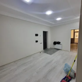 In Baku 135.0 m² apartment is for rent - Image 4
