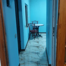 In Baku 70.0 m² house with 2.0 rooms is for rent - Image 2