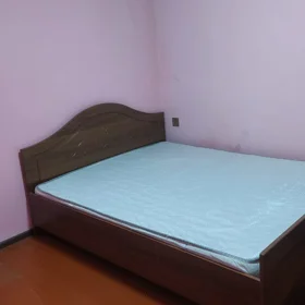 In Baku 70.0 m² house with 2.0 rooms is for rent - Image 4