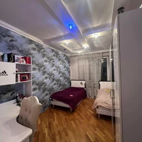 In Baku 120.0 m² apartment is for sale - Image 2