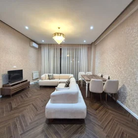 In Baku 90.0 m² apartment is for rent - Image 5