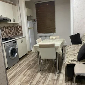 In Baku 60.0 m² apartment is for rent - Image 3