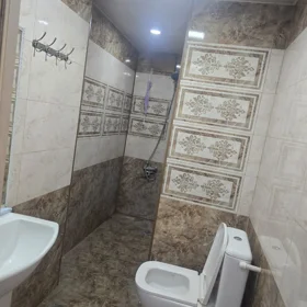 In Baku 65.0 m² apartment is for sale - Image 3