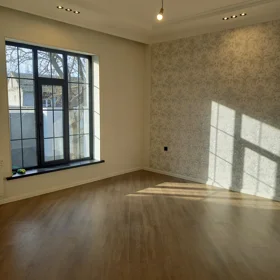 In Baku 100.0 m² house with 3.0 rooms is for sale - Image 3