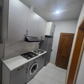 In Baku 75.0 m² house with 3.0 rooms is for rent - Image 5