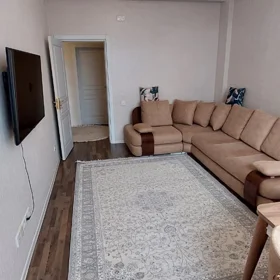 In Baku 93.0 m² apartment is for sale - Image 2