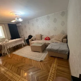 In Baku 61.0 m² apartment is for sale - Image 2