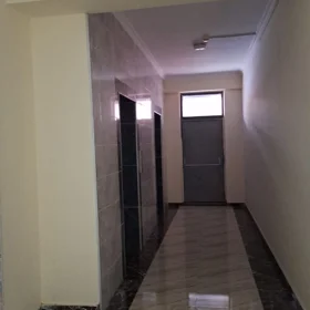 In Baku 113.0 m² apartment is for sale - Image 5