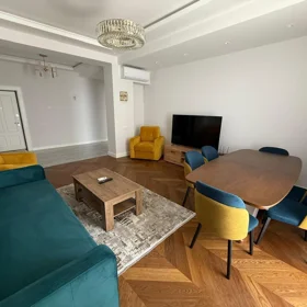 In Baku 122.0 m² apartment is for rent - Image 2