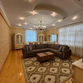 In Baku 135.0 m² apartment is for sale - Image 4