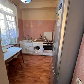 In Baku 60.0 m² apartment is for rent - Image 4