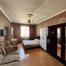 In Baku 76.0 m² apartment is for sale - Image 2
