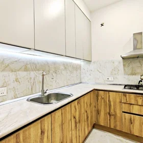 In Baku 72.0 m² apartment is for rent - Image 3