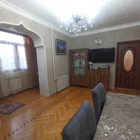 In Baku 65.0 m² apartment is for sale - Image 2
