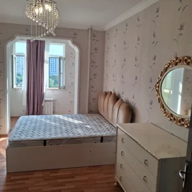 In Baku 75.0 m² apartment is for rent - Image 4