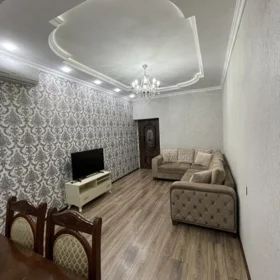 In Baku 70.0 m² apartment is for rent - Image 2