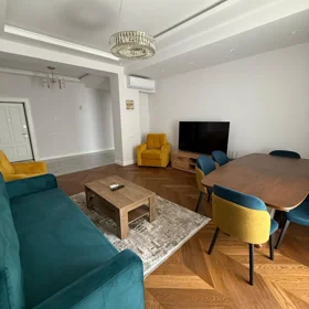 In Baku 122.0 m² apartment is for rent - Image 2