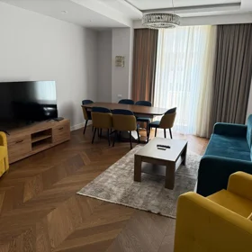 In Baku 122.0 m² apartment is for rent - Image 3
