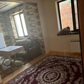 In Sumgayit 70.0 m² house with 3.0 rooms is for rent - Image 2