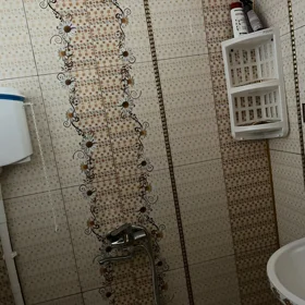 In Sumgayit 70.0 m² house with 3.0 rooms is for rent - Image 5