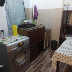 In Baku 5.0 m² apartment is for sale - Image 3