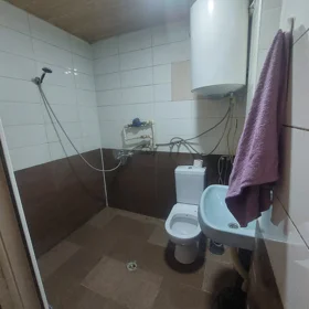 In Baku 5.0 m² apartment is for sale - Image 4