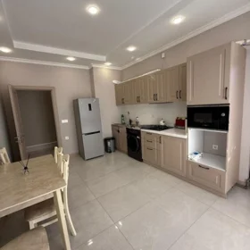 In Baku 85.0 m² apartment is for rent - Image 5