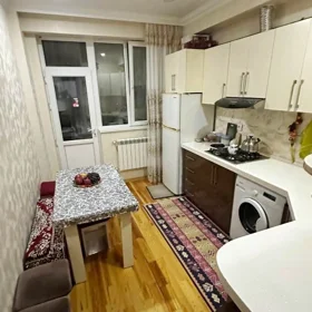 In Baku 85.0 m² apartment is for sale - Image 3