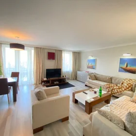 In Baku 70.0 m² apartment is for rent - Image 2