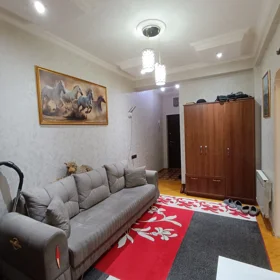 In Baku 84.0 m² apartment is for sale - Image 2